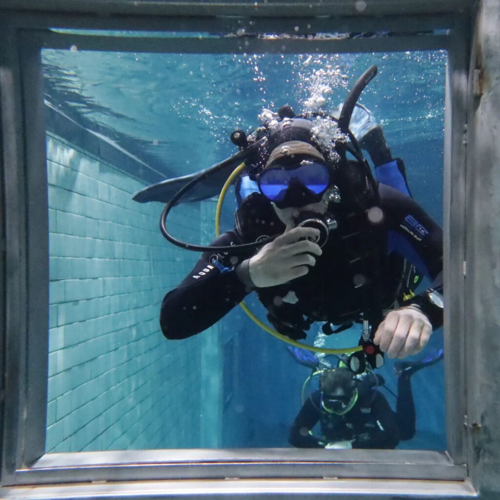 IDC Prep im Divers Indoor Tauchschule Um diveXellence Tauchlehrerkurs Vorbereitung